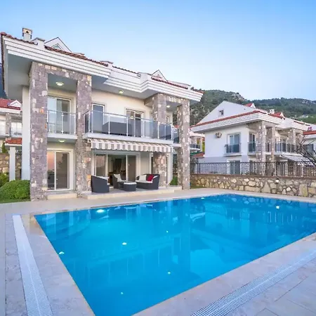 Golden-oludeniz'de Doga Manzarali Luks Fethiye